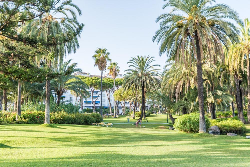 Playas Del Duque, Puerto Banus, Golf .Playa Y Compras Apartman Marbella Kültér fotó